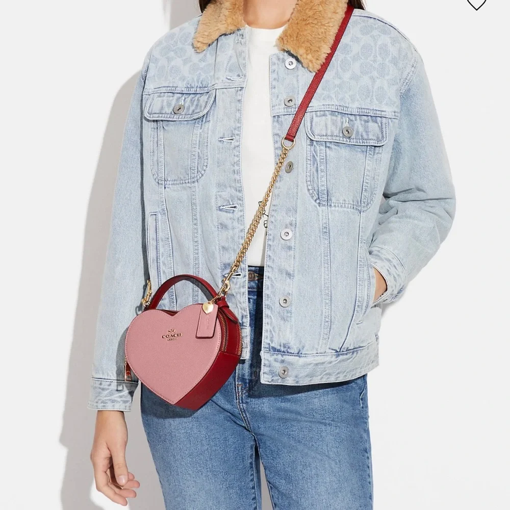 Coach Heart Crossbody - Picture 3 of 4